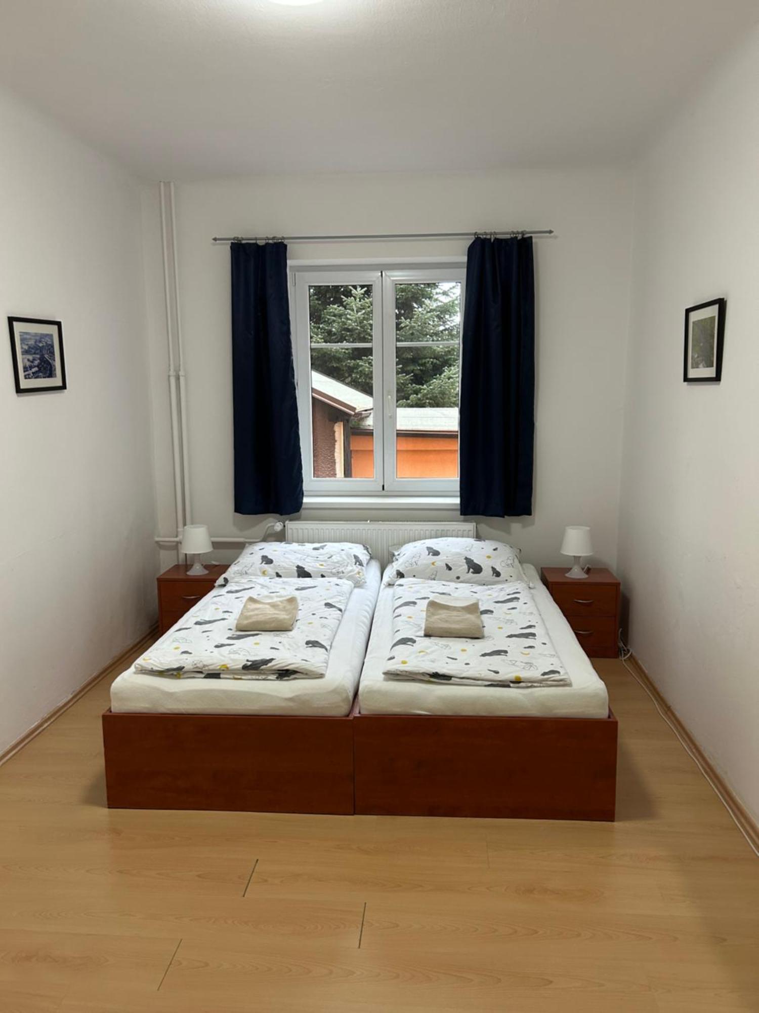 Apartmany U Kubiku Hradec Kralove Exterior photo